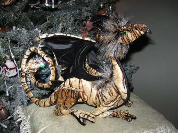 Chhaya - Dragontry-Soft-sculpture Reaper Dragon