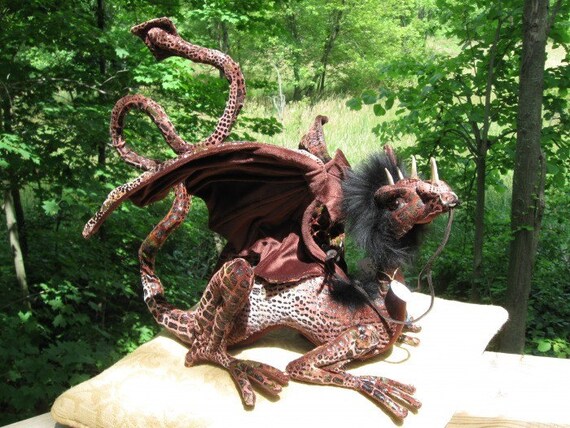 Carob the Guardian Percher
