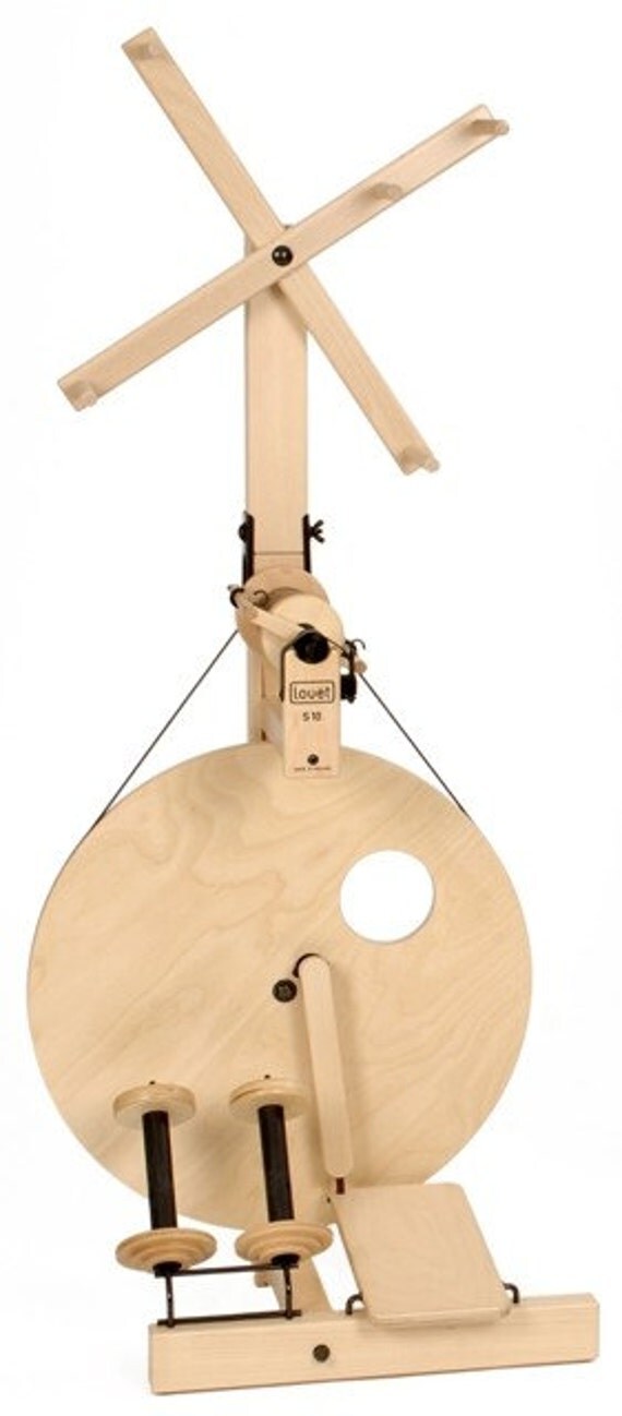 Louet S10 spinning wheel