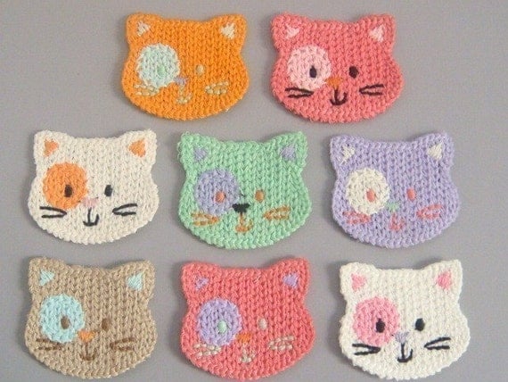 8 Crochet Cat Face Appliques 8 Colors EA139