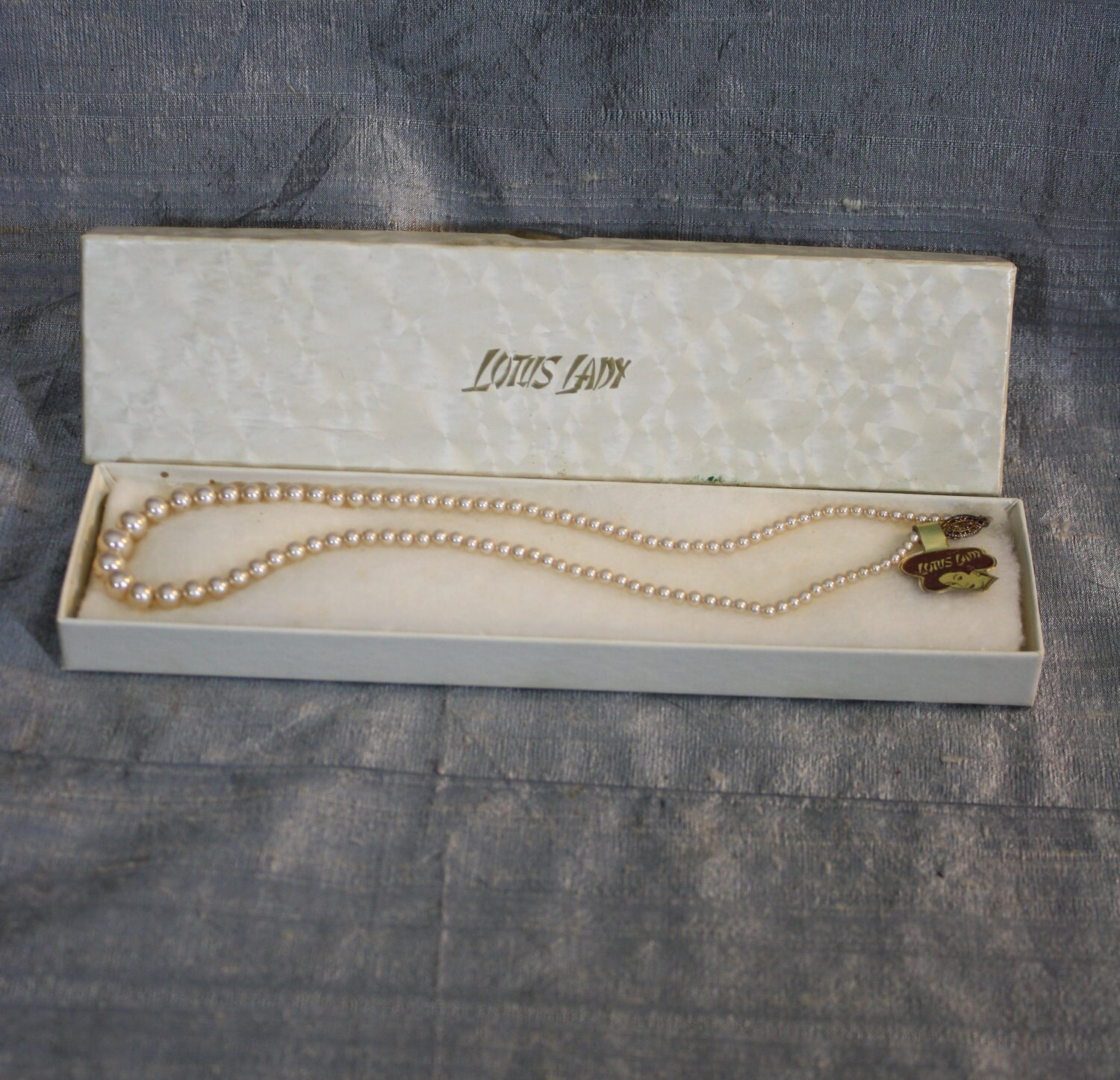 Vintage 1950's Lotus Lady Graduated Faux Pearls Still in