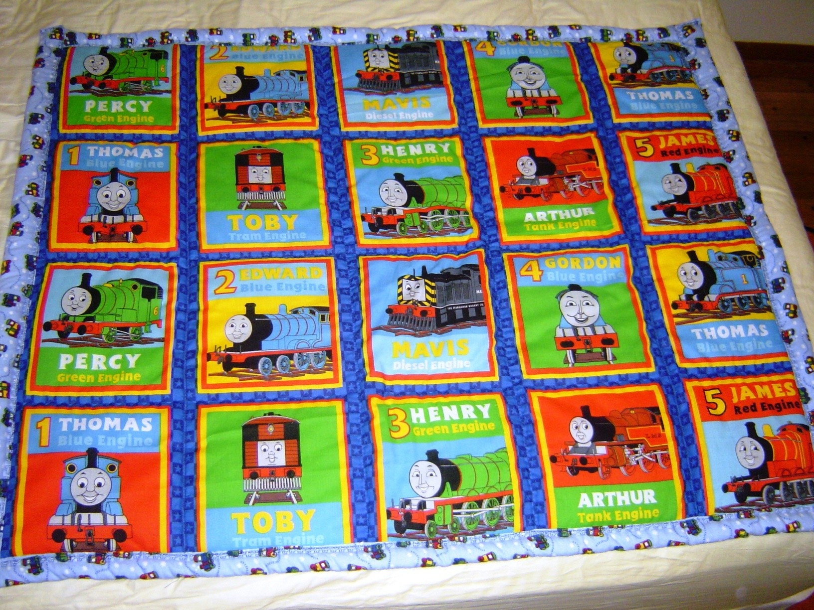 thomas-the-train-bedding-quilt-with-pillow-case