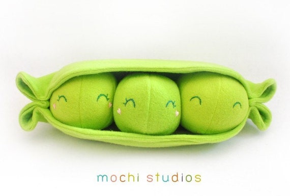 3 peas in a pod plush