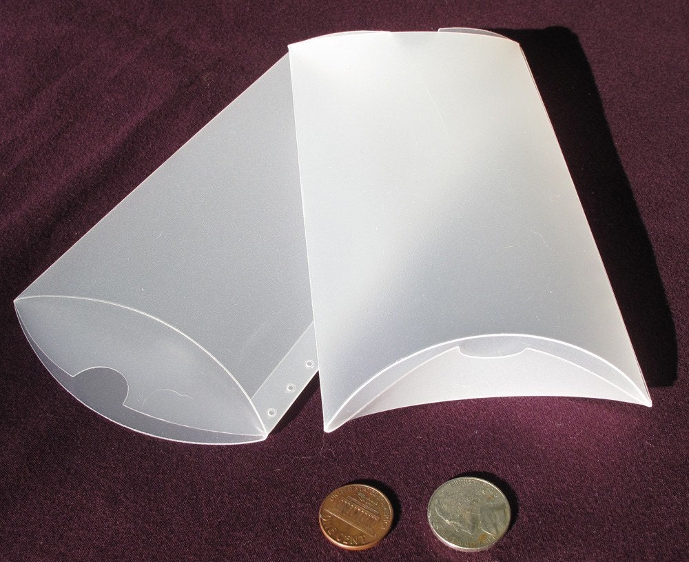 Frosted Plastic Pillow Boxes
