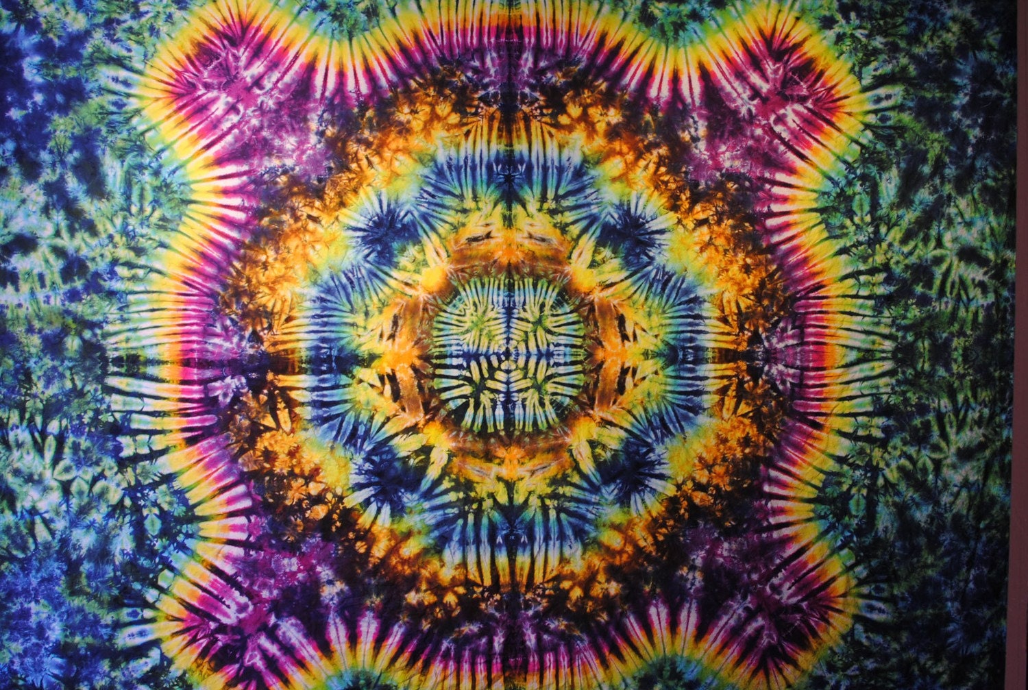 Beautiful Rainbow Tapestry 90 x 70