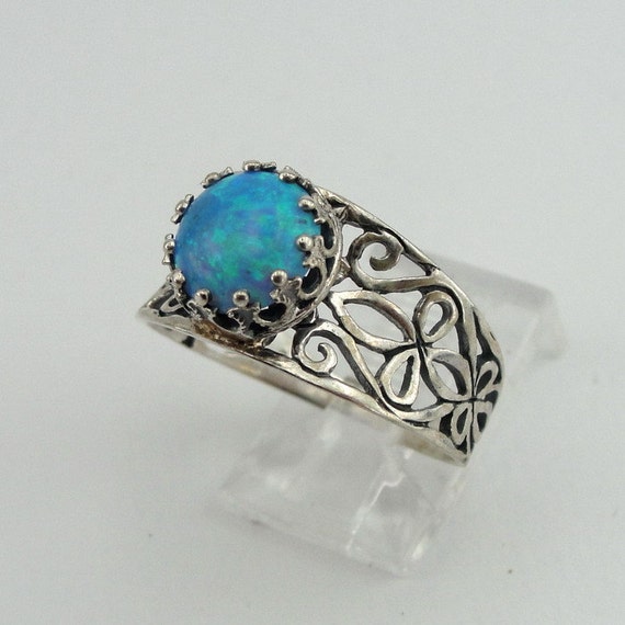 Items similar to SUPER SALE PRICE - Sterling silver filigree Opal ring ...