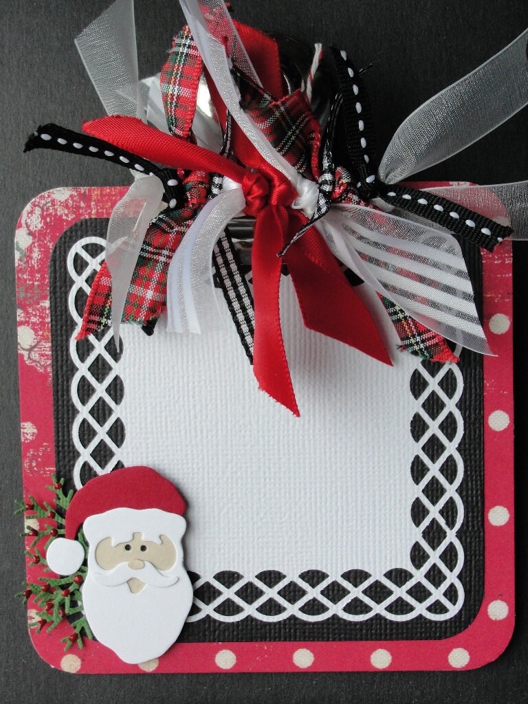 Handmade Christmas Magnetic Photo Frame for Pictures of Your Little Angels or Santa Baby