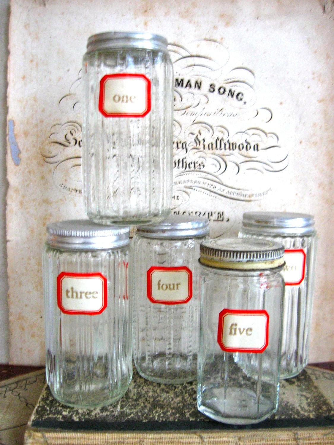 5-vintage-spice-jars