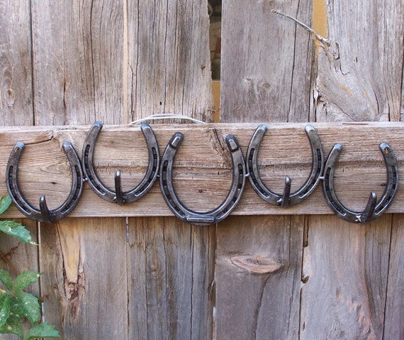 Items similar to Horseshoe Hat Rack Coat Hanger 5 on Etsy