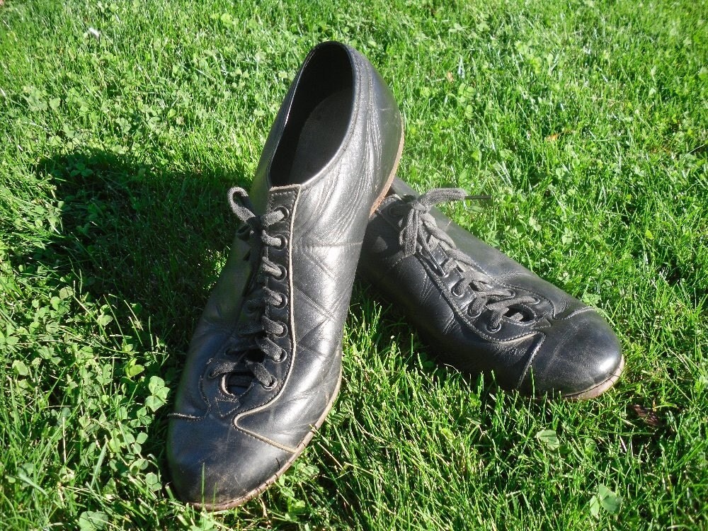 Circa 1940s Vintage Baseball Cleats PRICE by CloakedByMoonlight