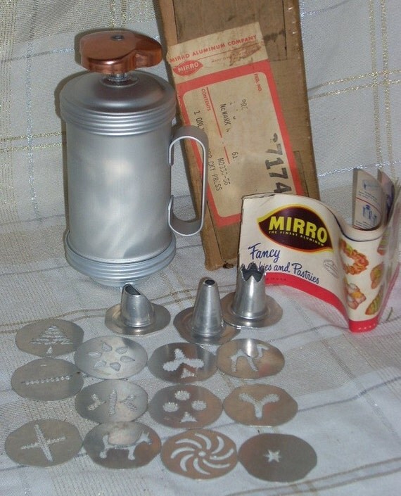 Mirro Copper Cookie Cooky Pastry Press Recipe Book