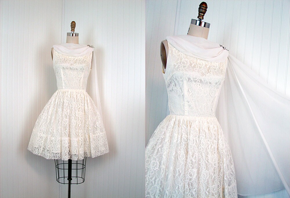 1950s 1960s Dress UTTERLY PRETTY Vintage 50s 60s by jumblelaya