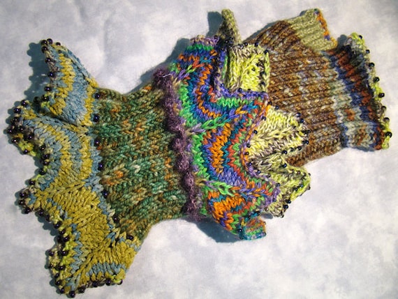 Knitting Pattern Fingerless Gloves Hand Warmers Dragon Paws