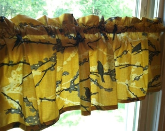 Valance using Joel Dewberry Aviary 2 in yellow
