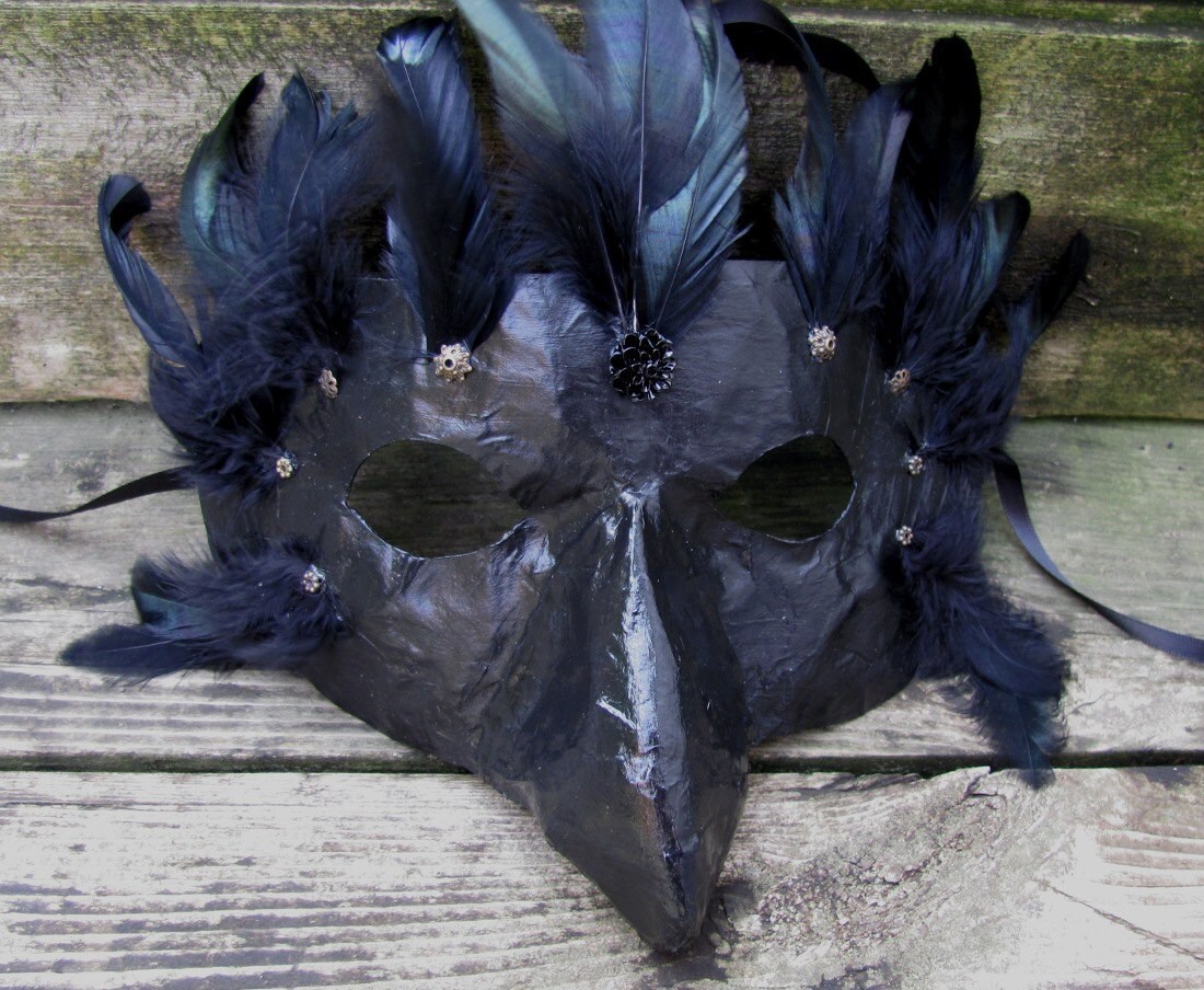Raven masquerade mask with black feathers Midnight