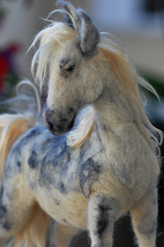 Needle felted Horse. Soft sculpture .Made to by darialvovsky