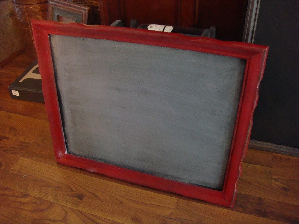 Antique Red Distressed Scalloped Chalkboard 18 1/2