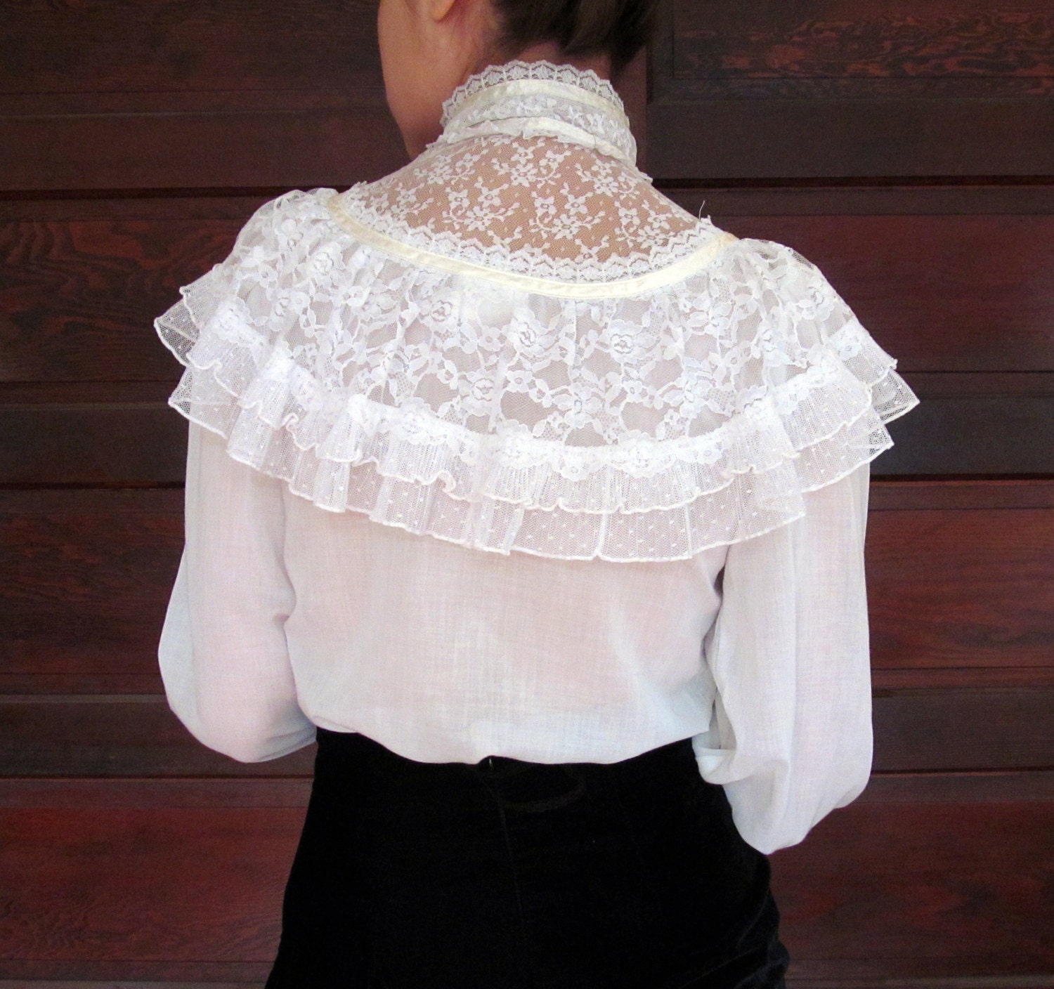 1970s LACEY VICTORIAN BLOUSE High Neck White S