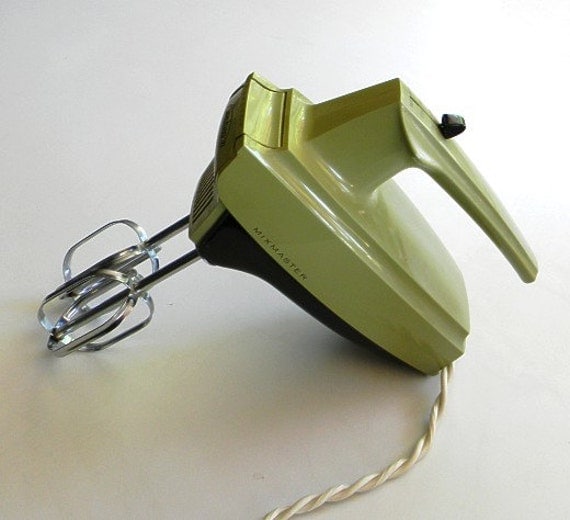 Vintage Sunbeam Mixmaster HandHeld Mixer