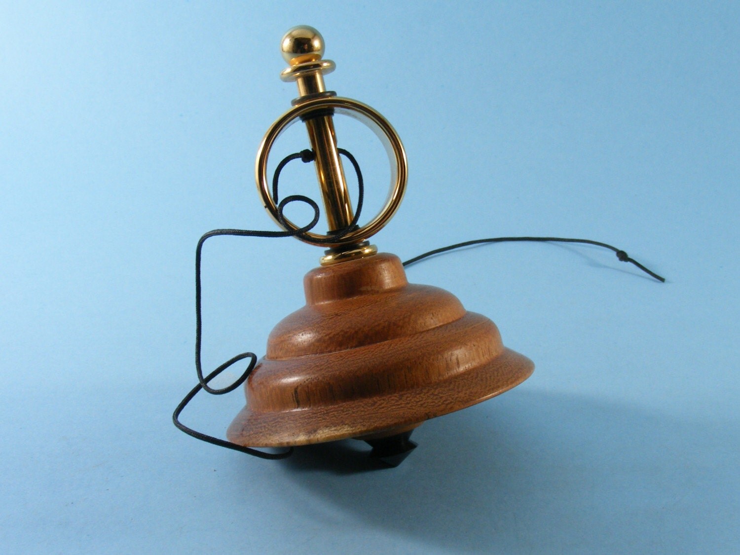 Wooden Spinning Top Spinning Top Toy with String and Brass