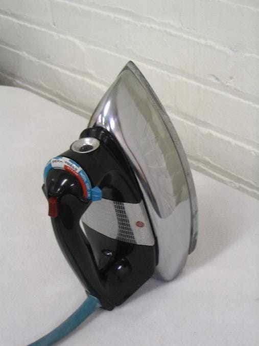 Vintage 1950s General Electric Iron