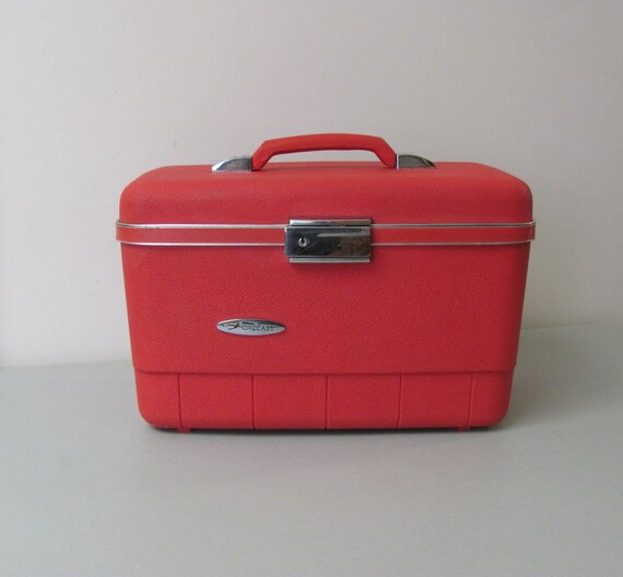 Vintage Royal Red Train Case Complete by DaveysVintage on Etsy