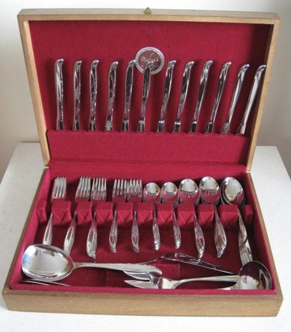 SALE72 pc International Stainless Flatware and Naken's