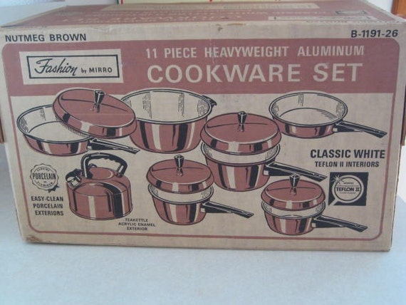 Vintage Mirro Cookware Set 11 Pc. Brown Porcelain by DaisysAttic