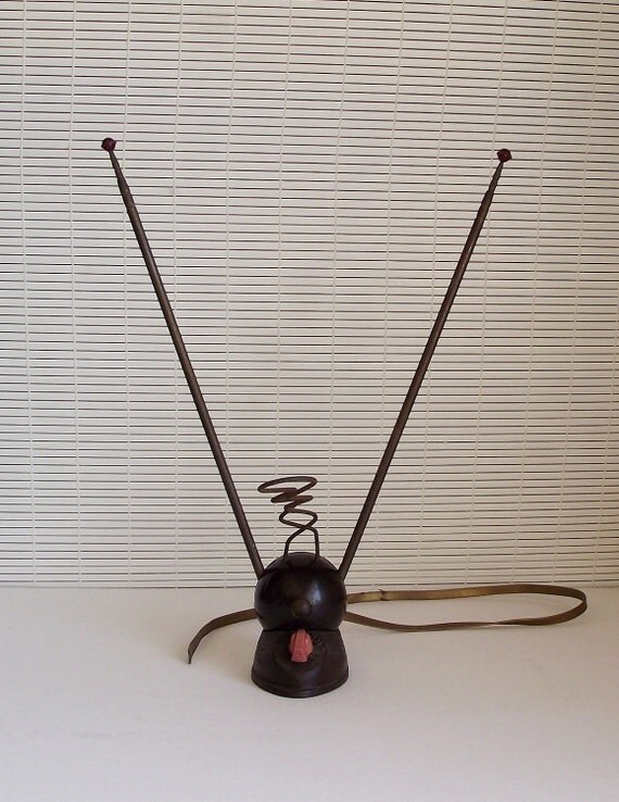 Vintage Rabbit Ears TV Antenna by PansyRoadVintage on Etsy