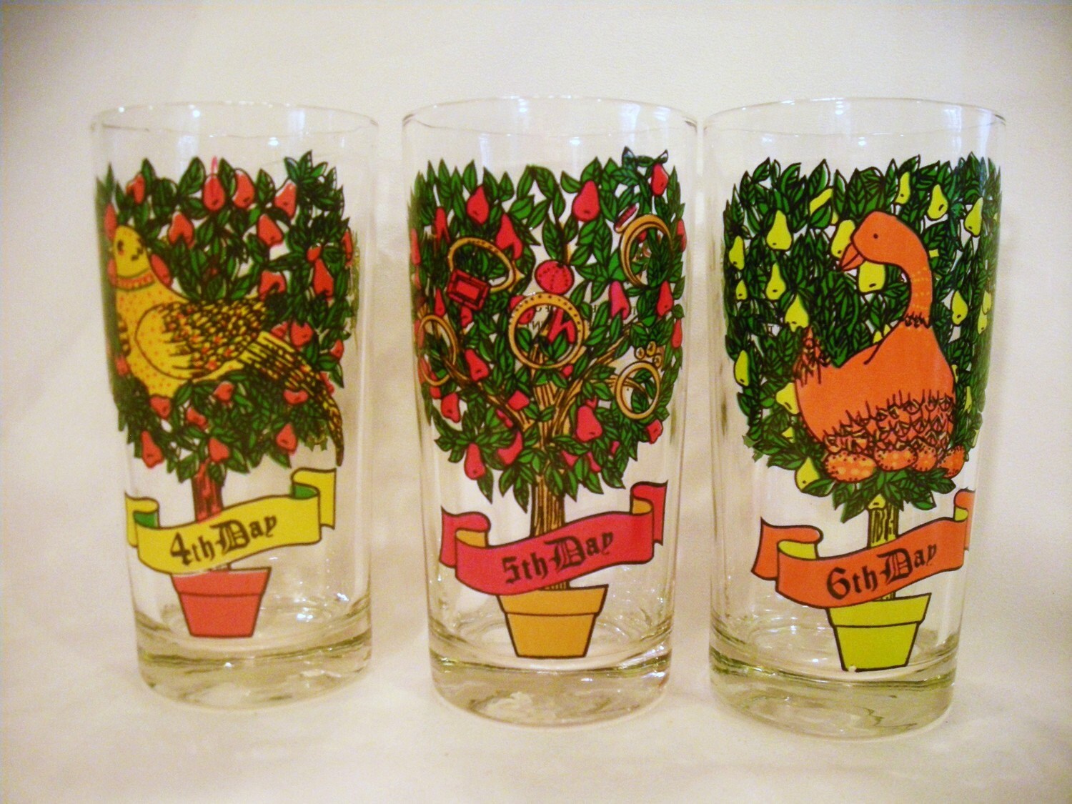 Vintage Glasses Anchor Hocking 12 Days of by trixzstreasures
