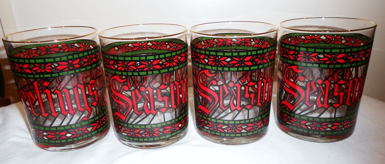 4 Vintage Drinking Glasses Christmas Seasons Greetings