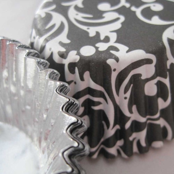36 black and white damask swirl cupcake liners
