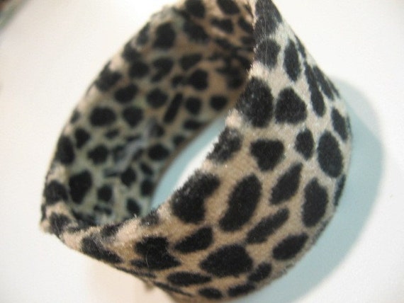 Fuzzy Cheetah Print Slap Bracelet by Crandalian on Etsy