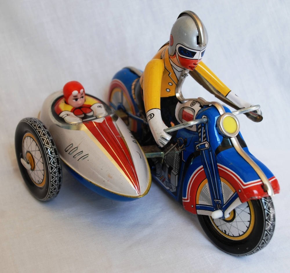 Vintage Tin Motorcycle w/sidecar windup toy FREE SHIPPING