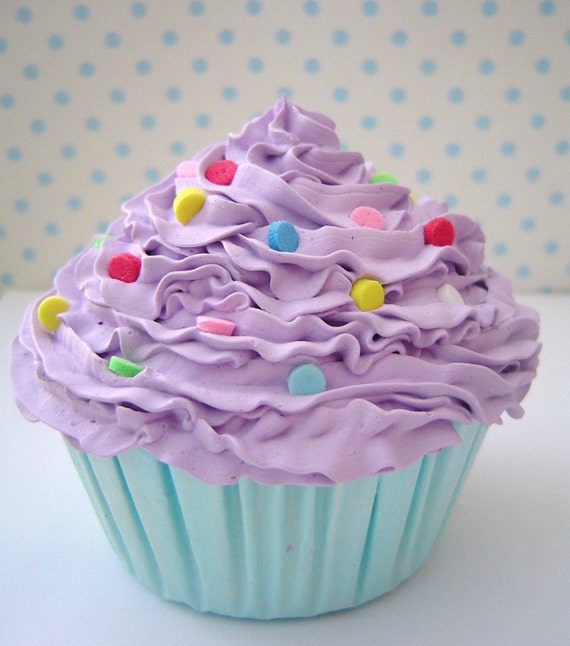 Centerpieces cupcake FAKE CUPCAKE centerpieces graet for