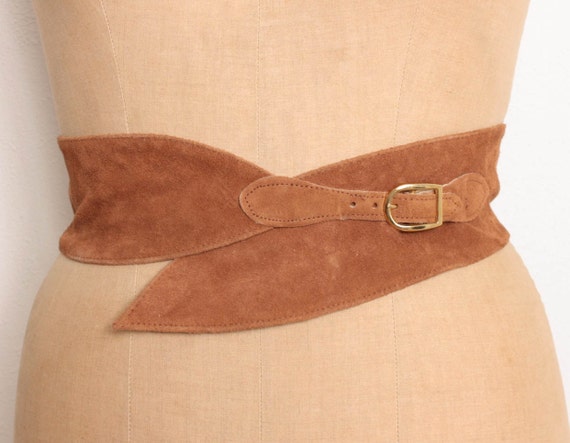 Items similar to 30% OFF SALE Wide Suede 80s Belt in Caramel Brown on Etsy