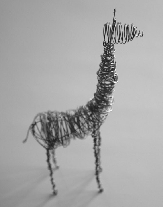 Giraffe Wire Sculpture