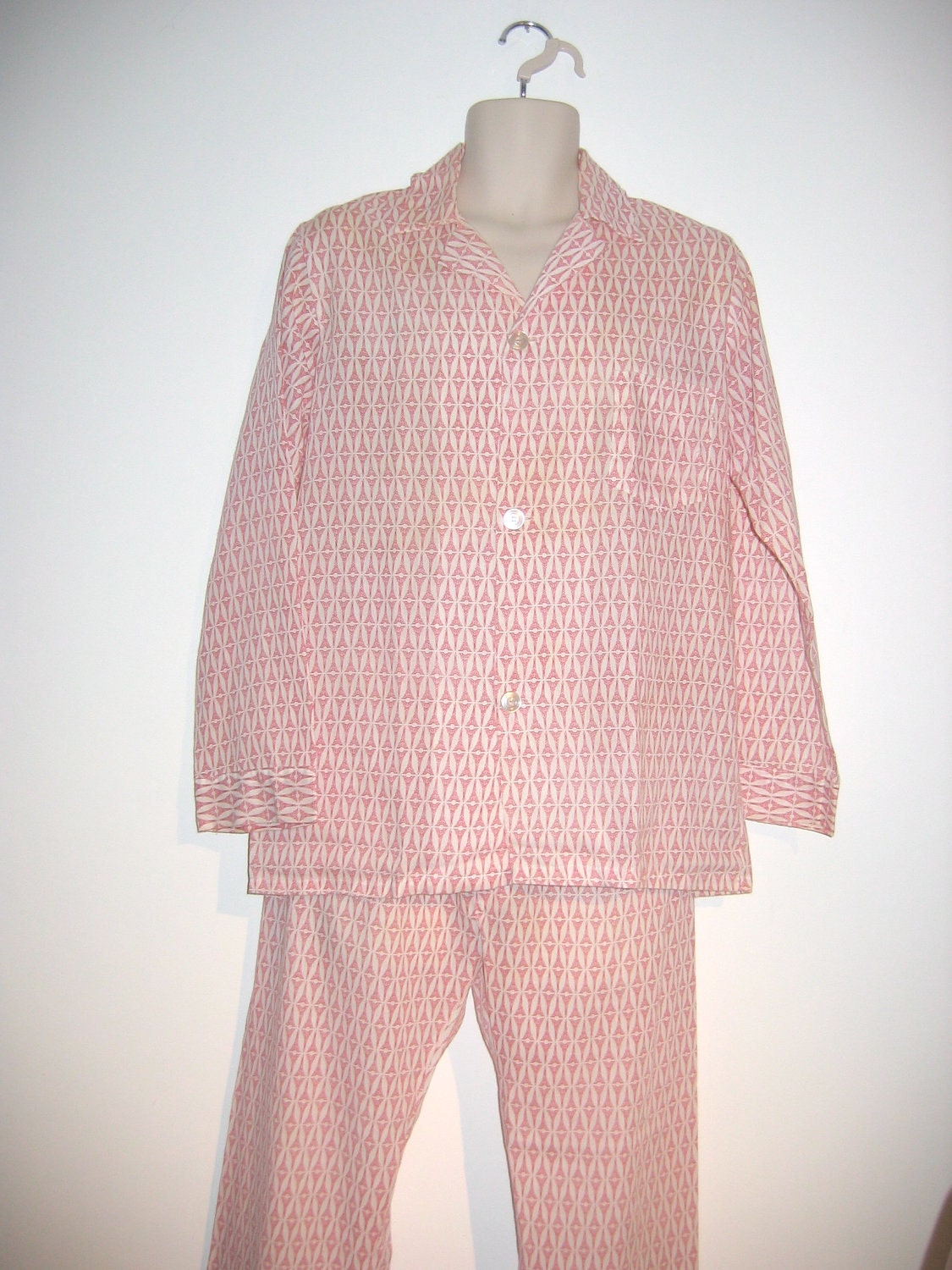 EIFFEL TOWER Vintage Men's Pajamas. Size small medium.