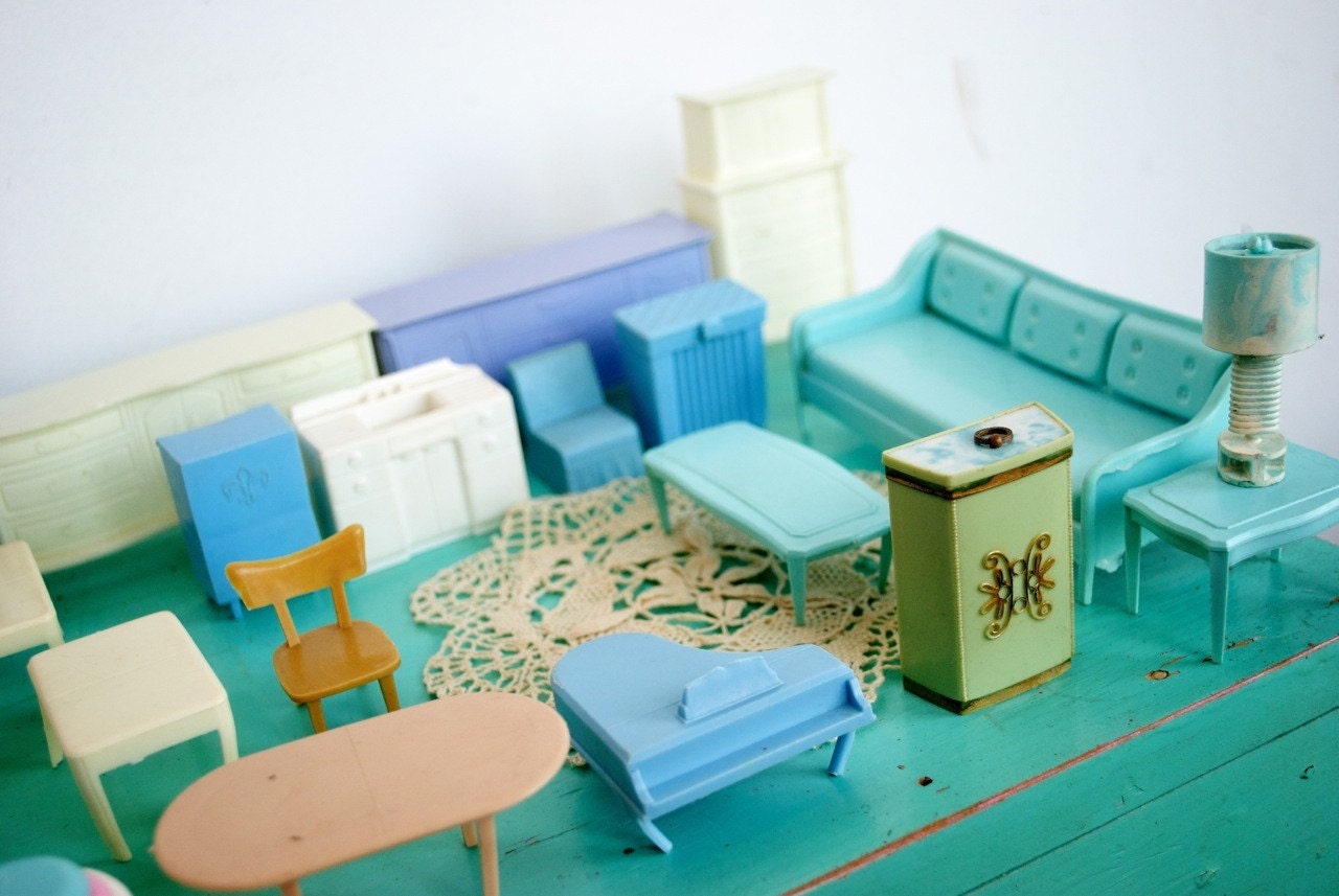 Vintage 50s and 60s Dollhouse Plastic Furniture Lot