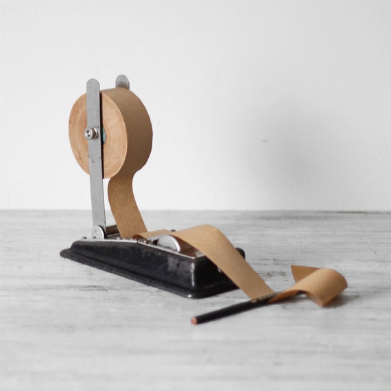 paper roll dispenser