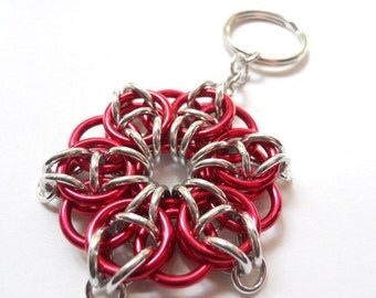 Star key chain, Chainmaille, Handwoven, Red and silver, Large
