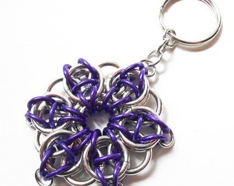 Chainmaille key chain, Celtic Visions star, Large, Silver and purple