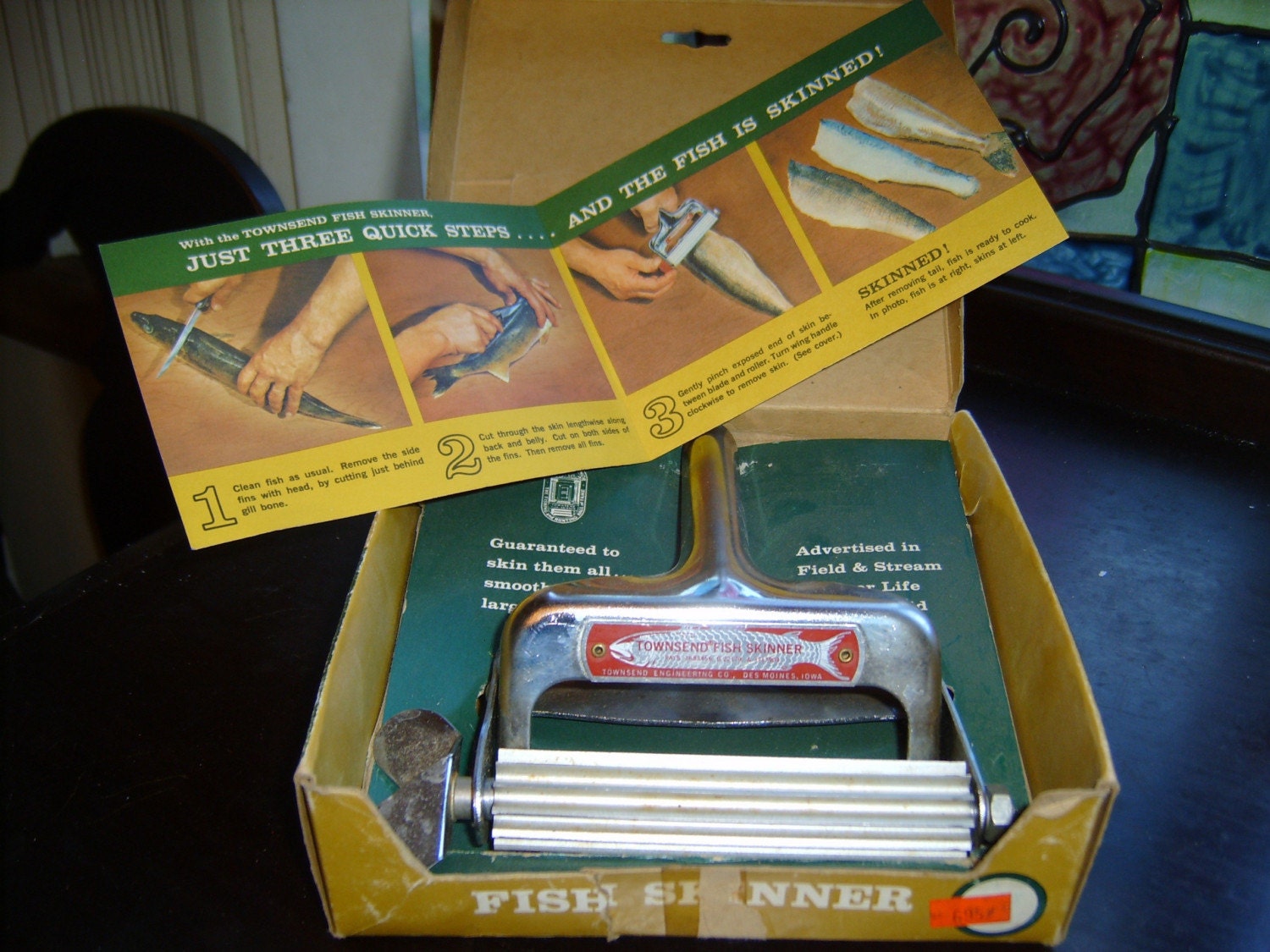 RARE Vintage Townsend Fish Skinner in Box