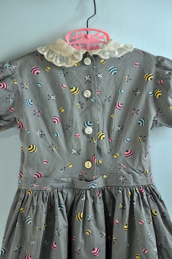 1940s / 40s little GIRLS BABYDOLL dress retro print Toddler