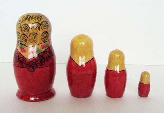 vintage ussr nesting dolls