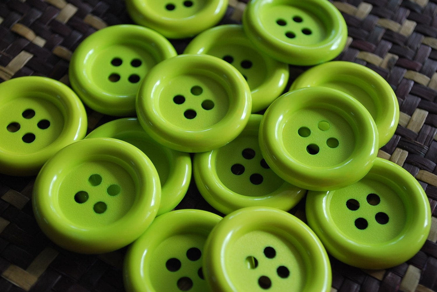 Big Fancy Buttons Lime Green 10 Buttons Only 2.95 USD