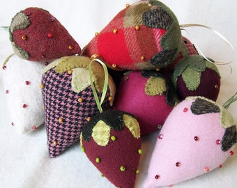 Beaded Berries KIT - Wool Strawberry - Three Sheep Studio