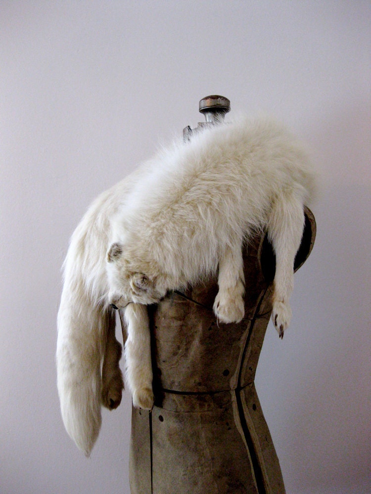 RESERVED //// vintage 1930s // white fox stole