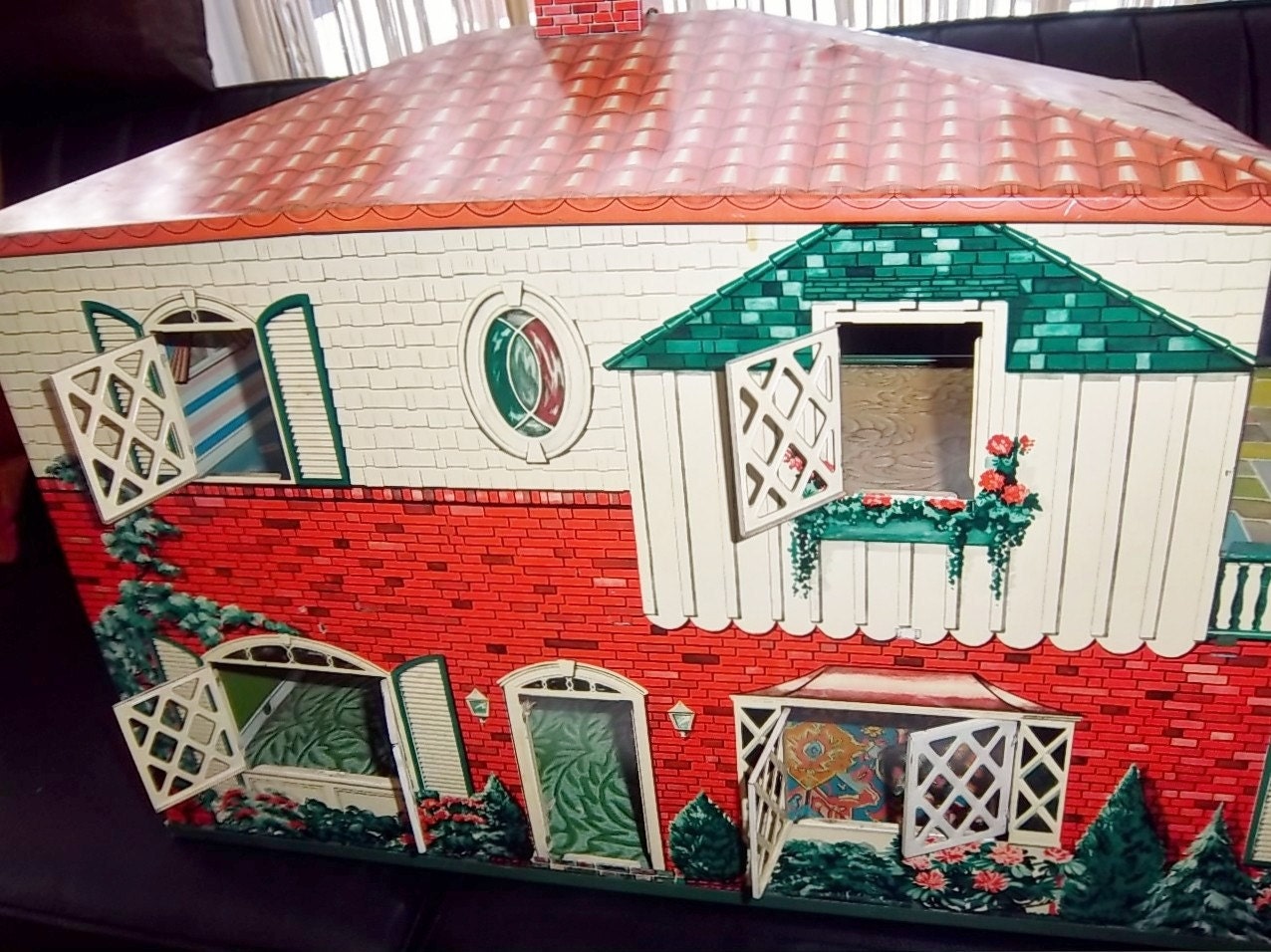 Vintage Tin Doll House 76