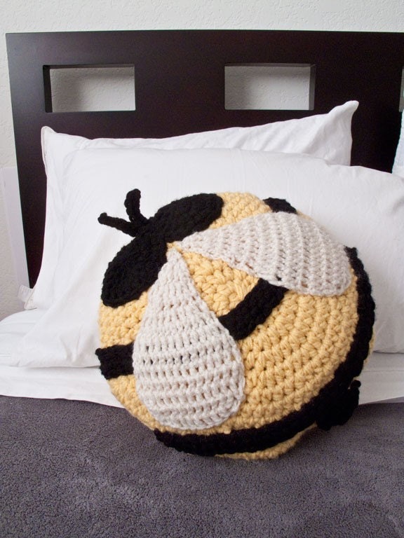 bee pillow